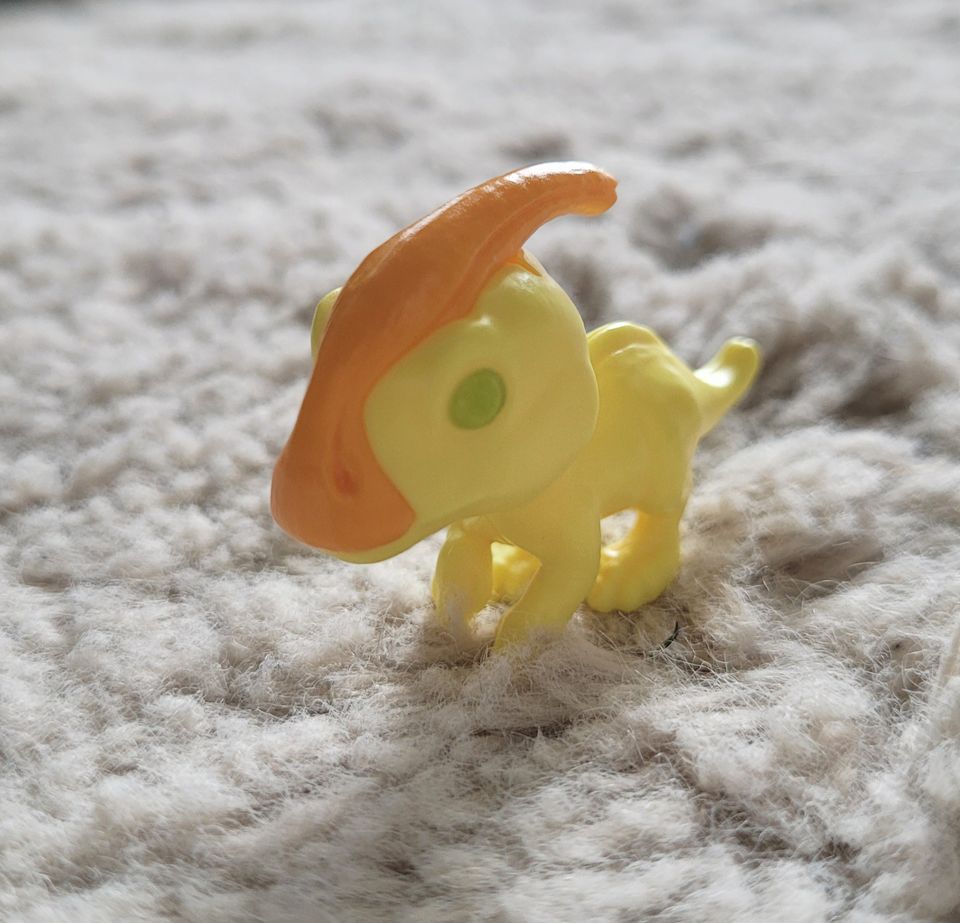 Kinder Joy Parasaurolophus