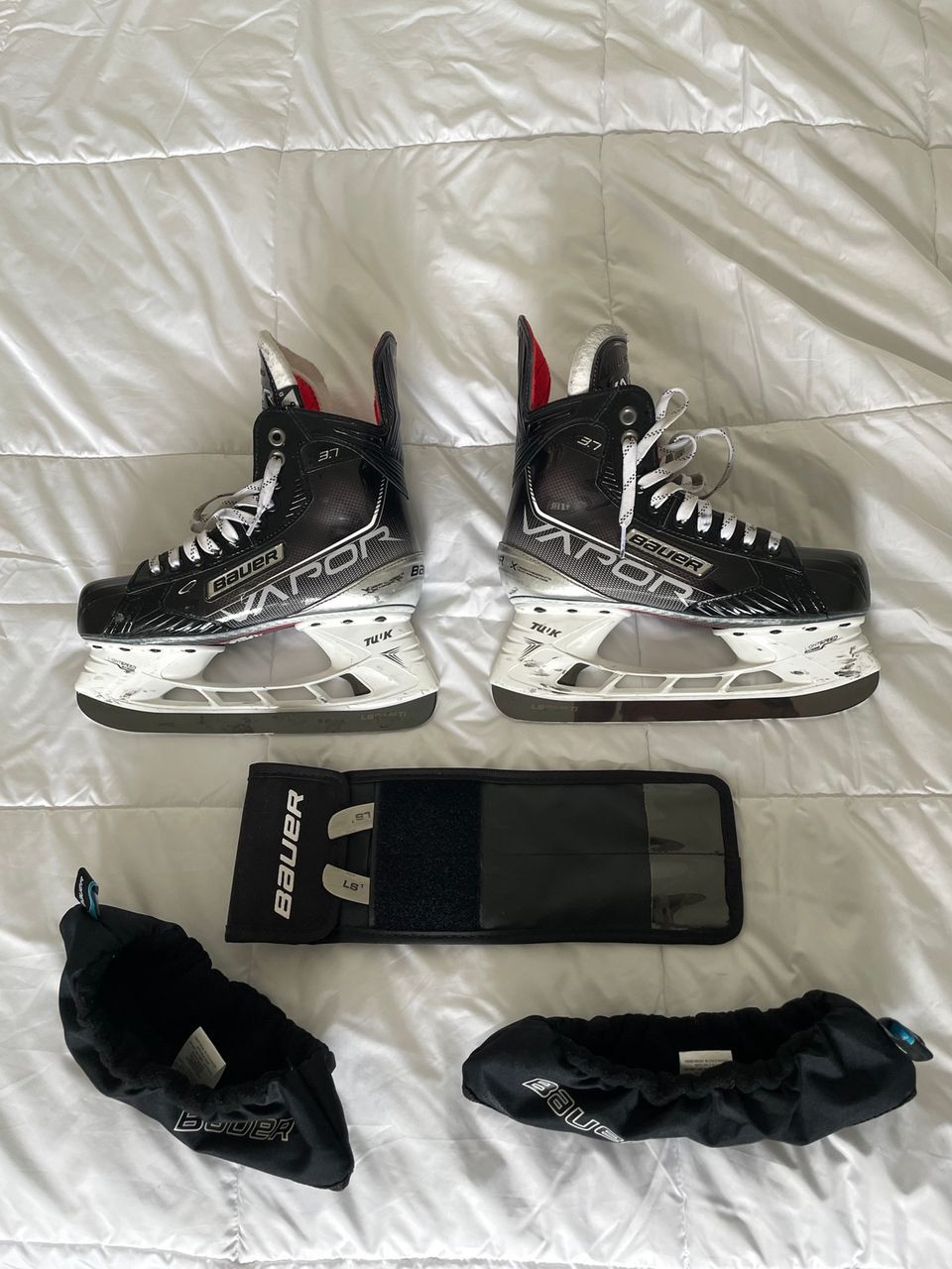 Bauer Vapor X3.7 luistimet koko 6D ja vaihtoterät