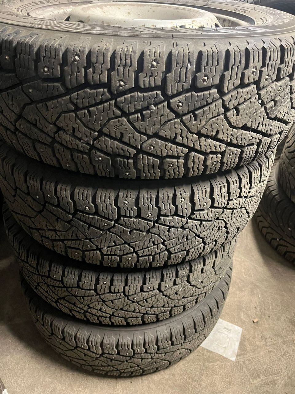 Nokian Hakkapeliitta c3 205/65 R16C