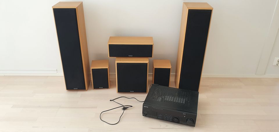 Simex kajuttimet + subwoofer