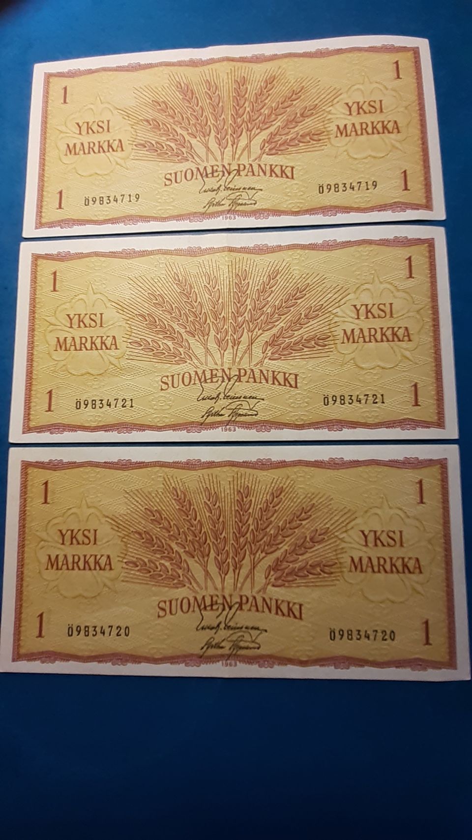 1 markan setelit peräkkäiset v.1963