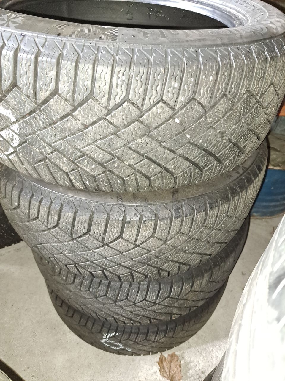 Conti 205/55R16 kitkasarja