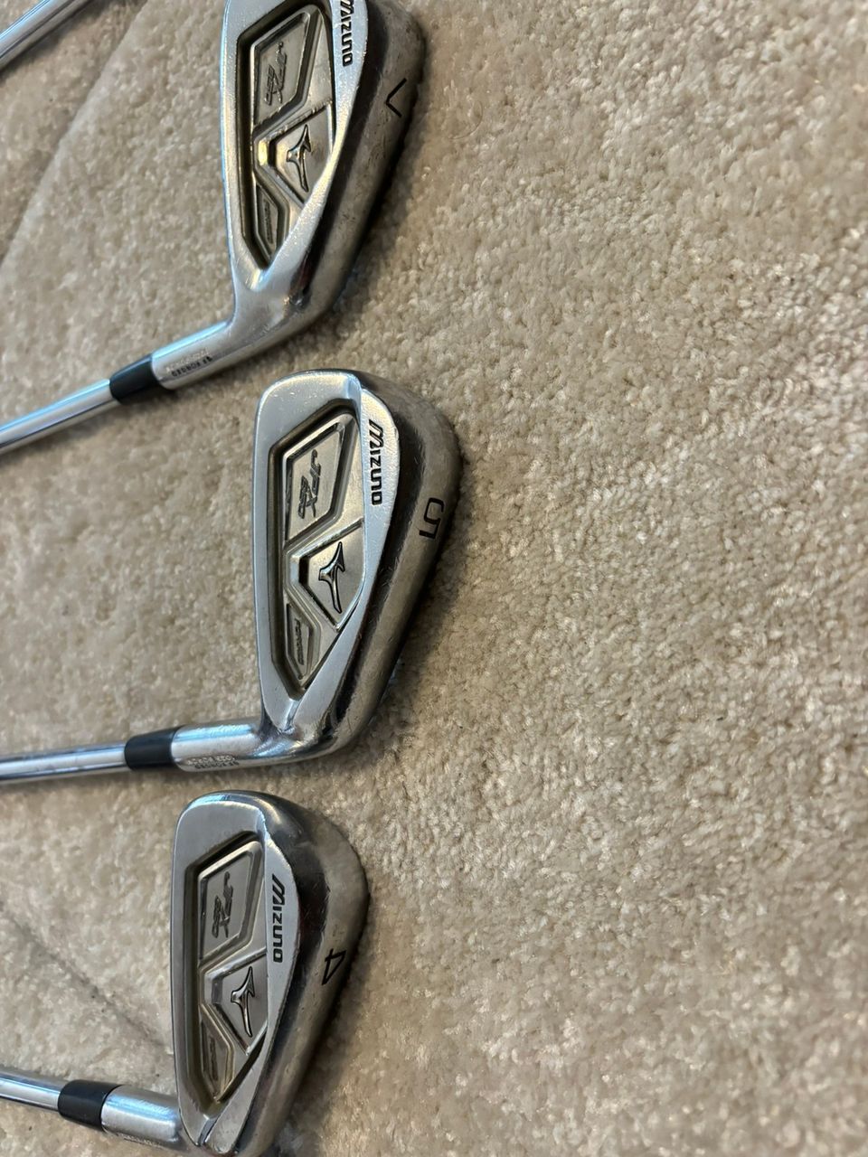 Mizuno JPX-850 Forged Rautasetti PW-4 Stiff