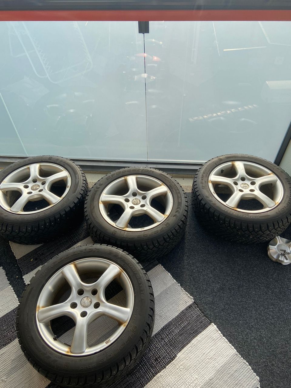 Nastarenkaat 205/55R16