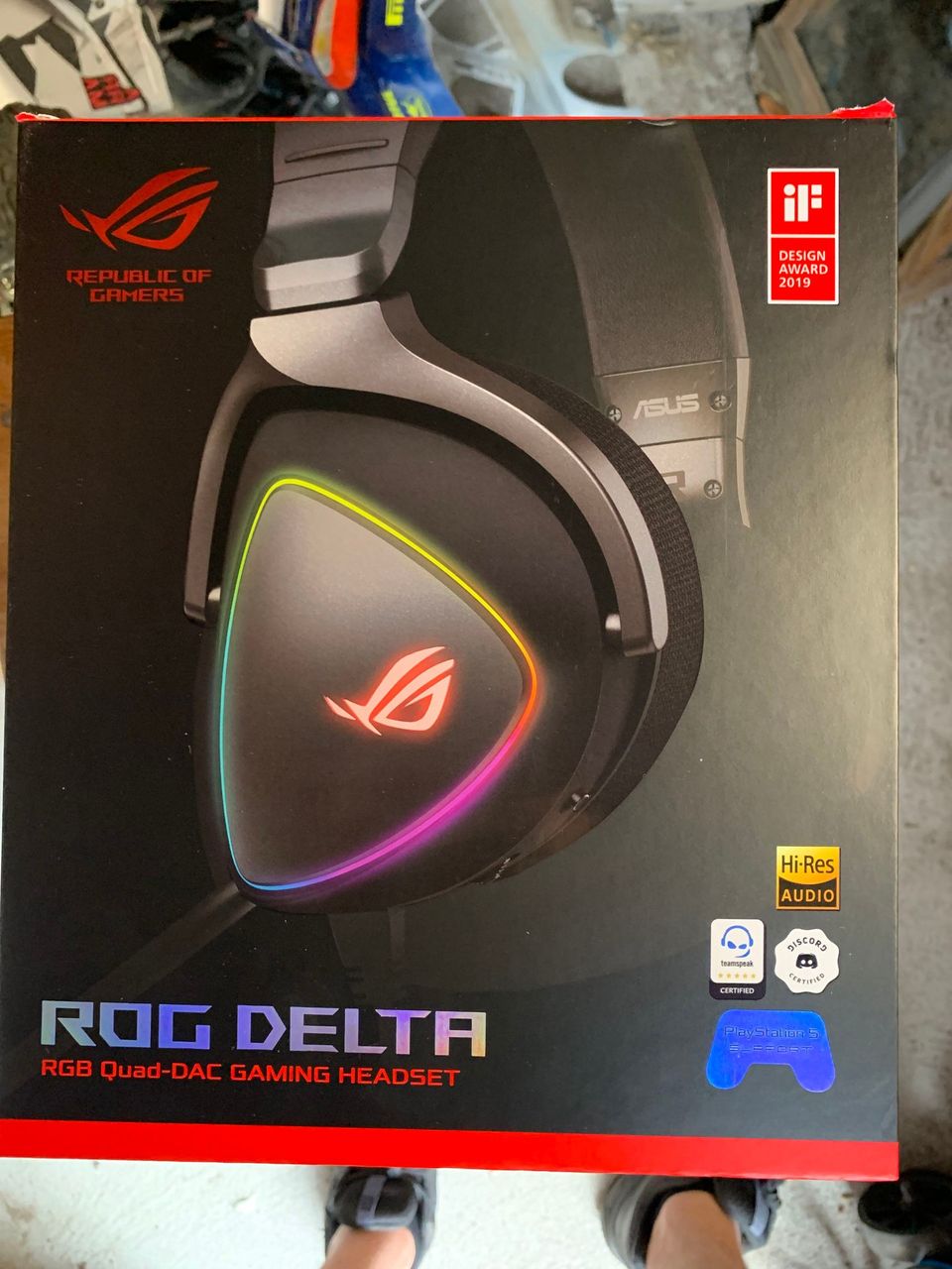 Asus rog Delta pelikuulokkeet mikrofonilla