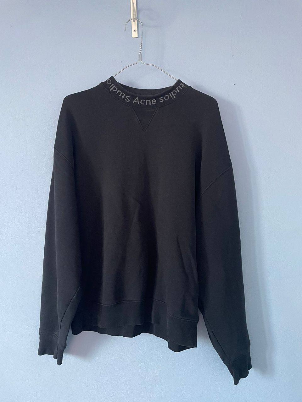 Acne studios sweatshirt