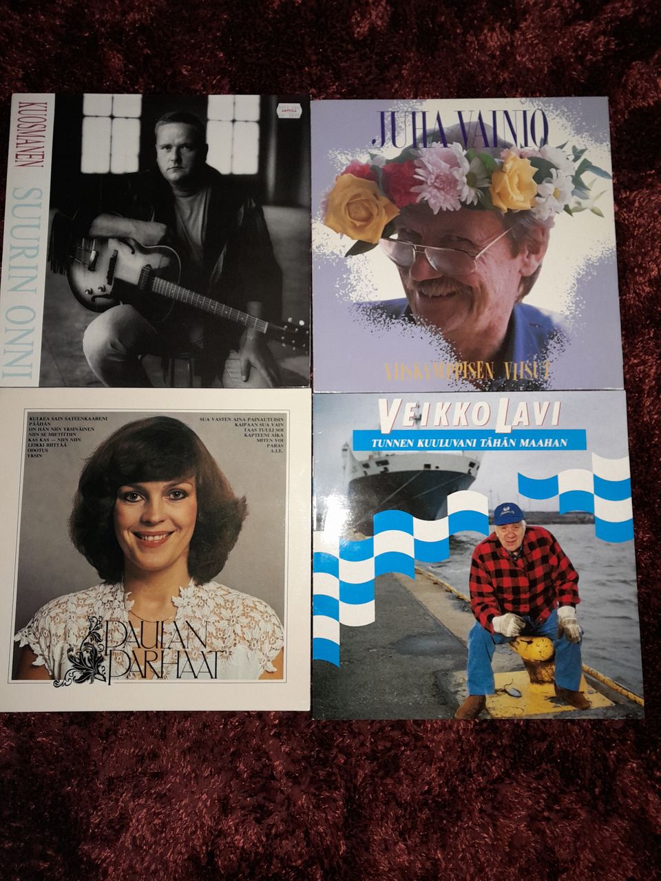 4 vinyyli lp-levyä