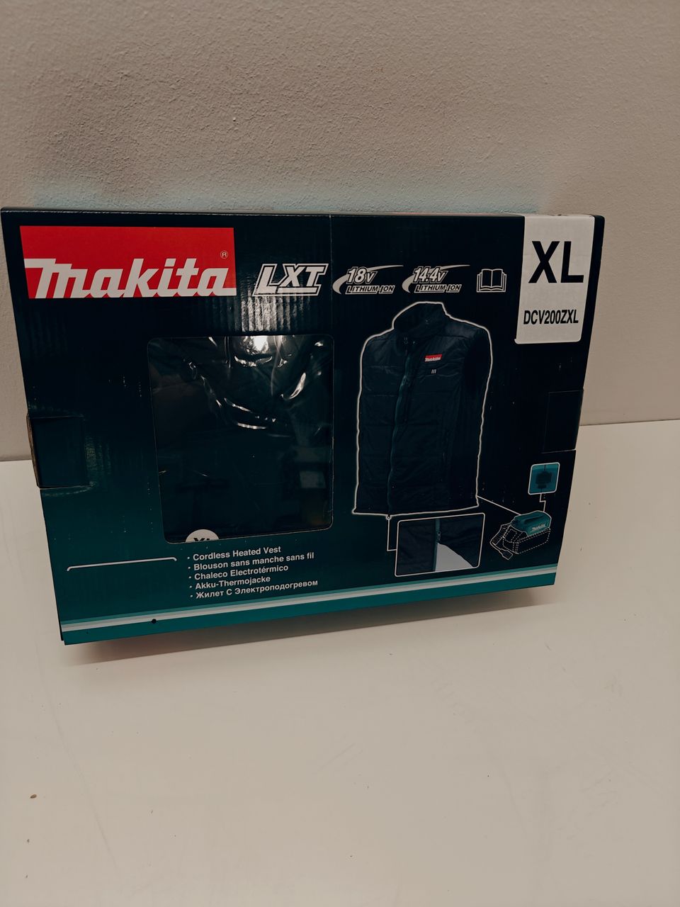 Makita lämpöliivi DCV200z