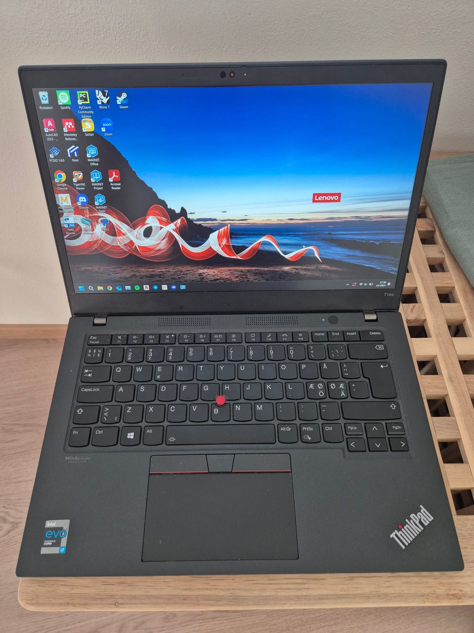 Lenovo ThinkPad T14s Gen 2