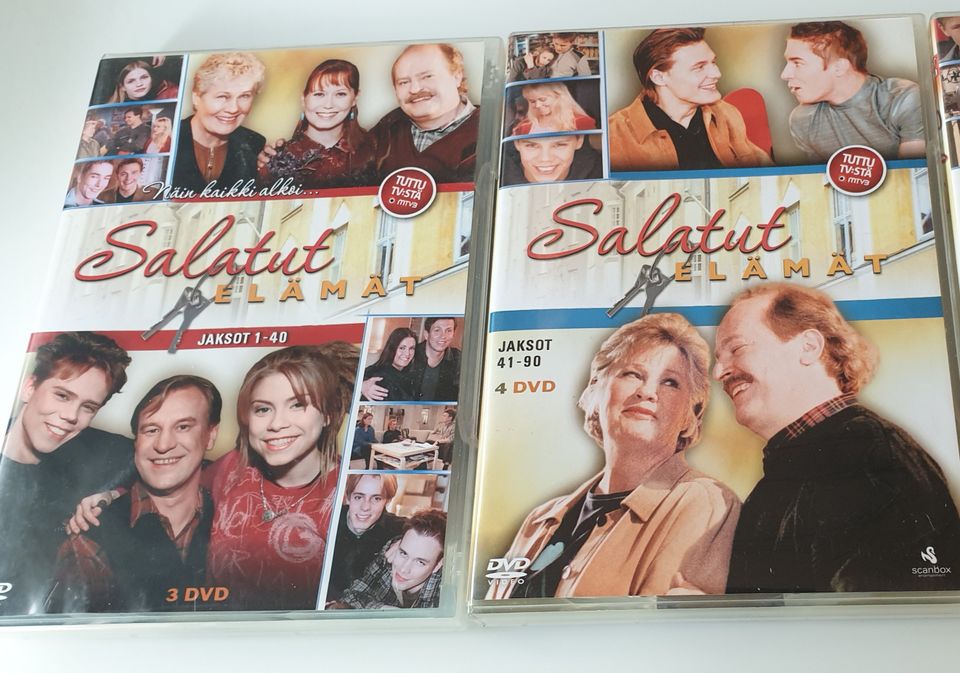 Salatut elämät dvd boksit