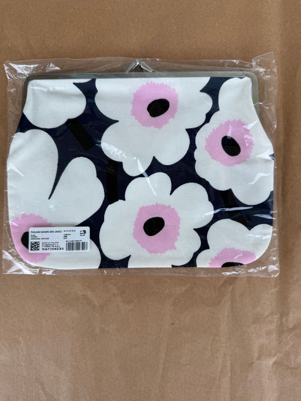 Marimekko for Finnair Puolikas Kukkaro Mini Unikko