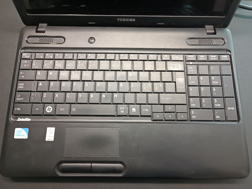 Toshiba Satellite C660, Win 10Pro