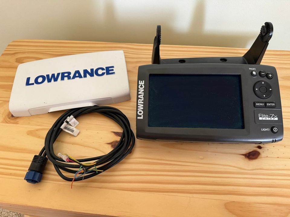 Lowrance Elite 7x Chirp Sonar