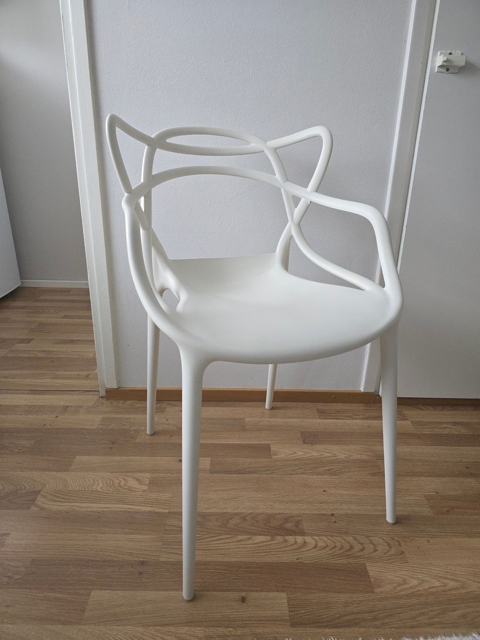 Kartell masters tuolit 190e/kpl