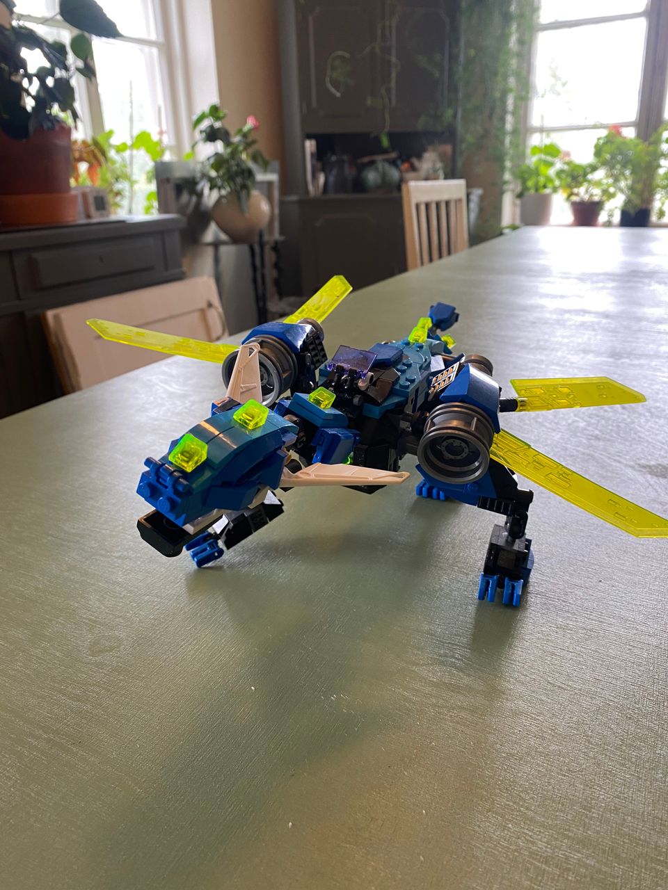 LEGO sininen lohikäärme