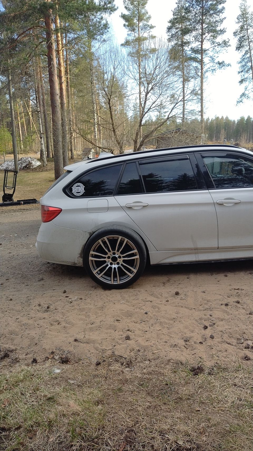 BMW M-sport vanteet. Style 403m (tpms antureilla)