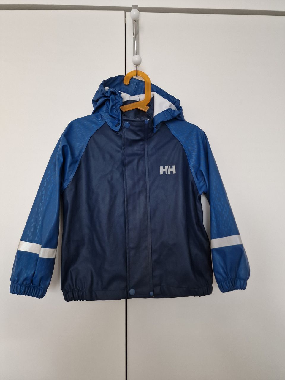 Helly Hansen sadetakki 104