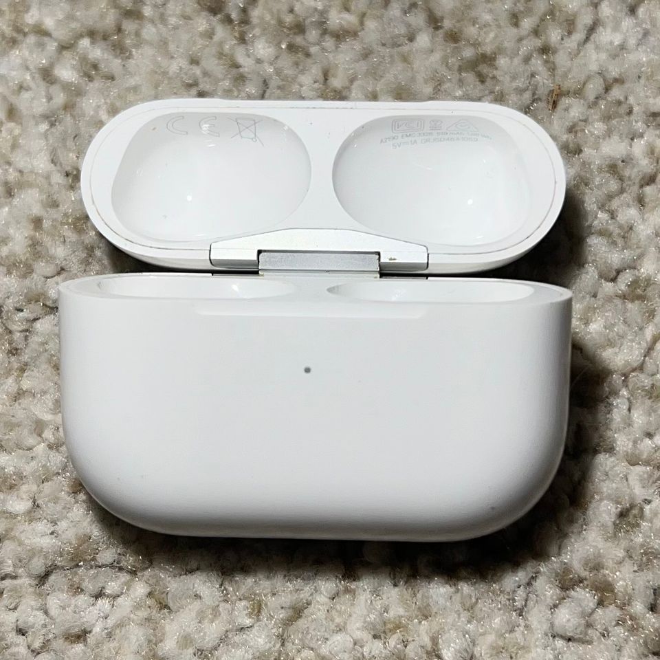 Apple Airpods gen 1 pro kotelo