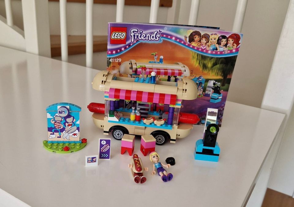 Lego Friends Amusement Park Hot Dog Van