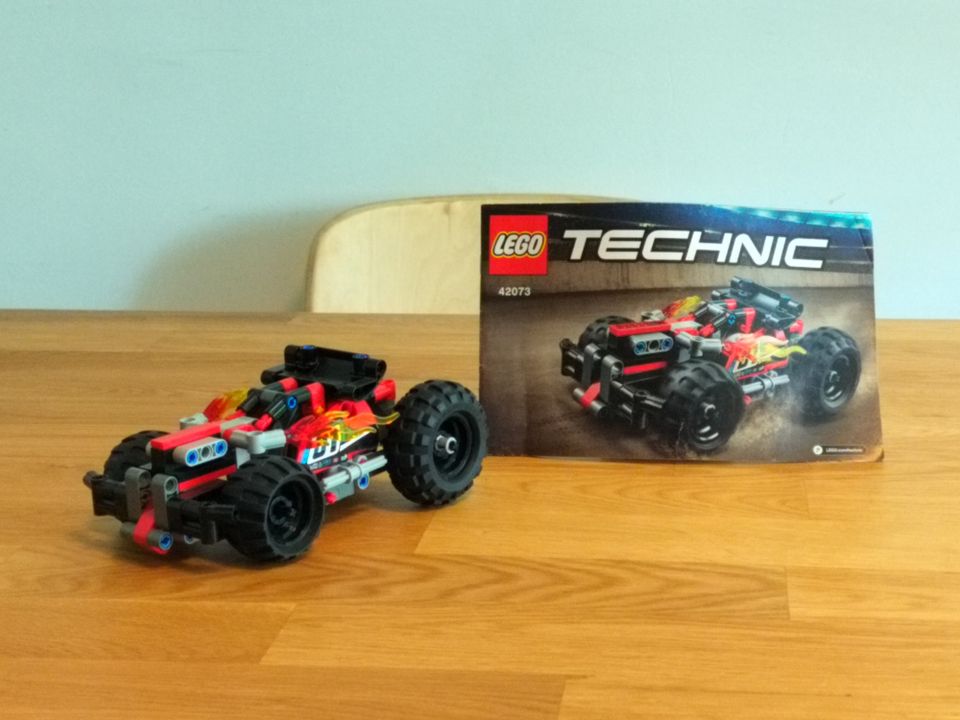 Lego TECHNIC, Bash!