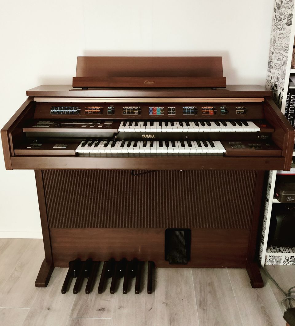 Yamaha Electone sähköurut