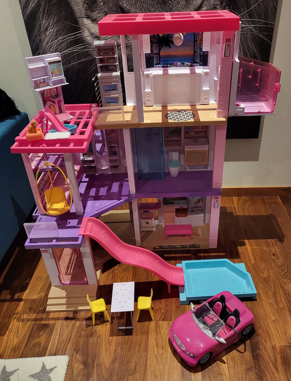 Barbie dreamhouse