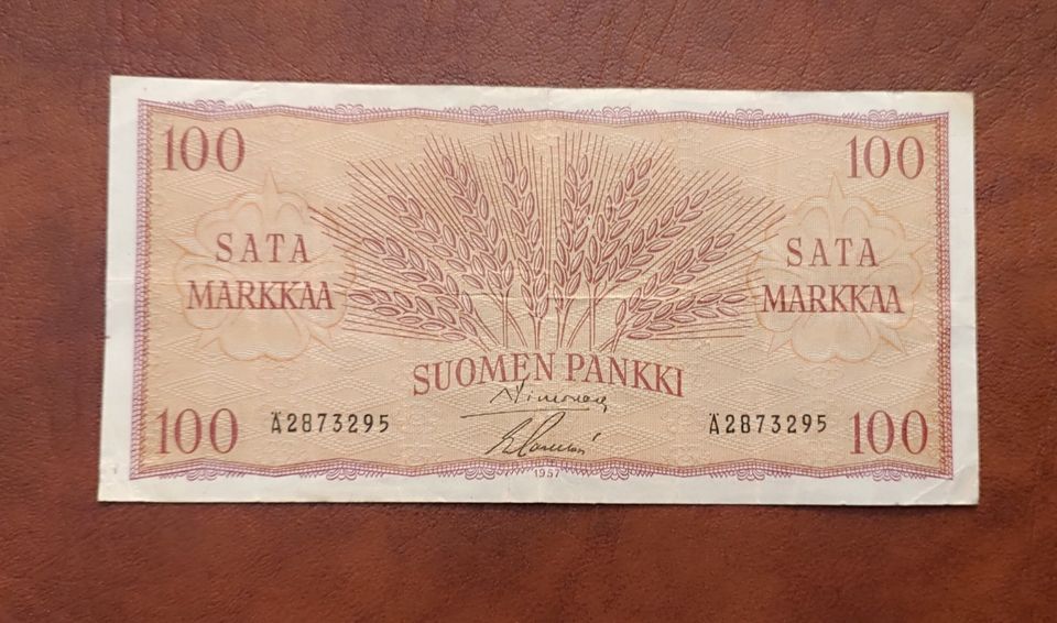 100 markkaa v. 1957