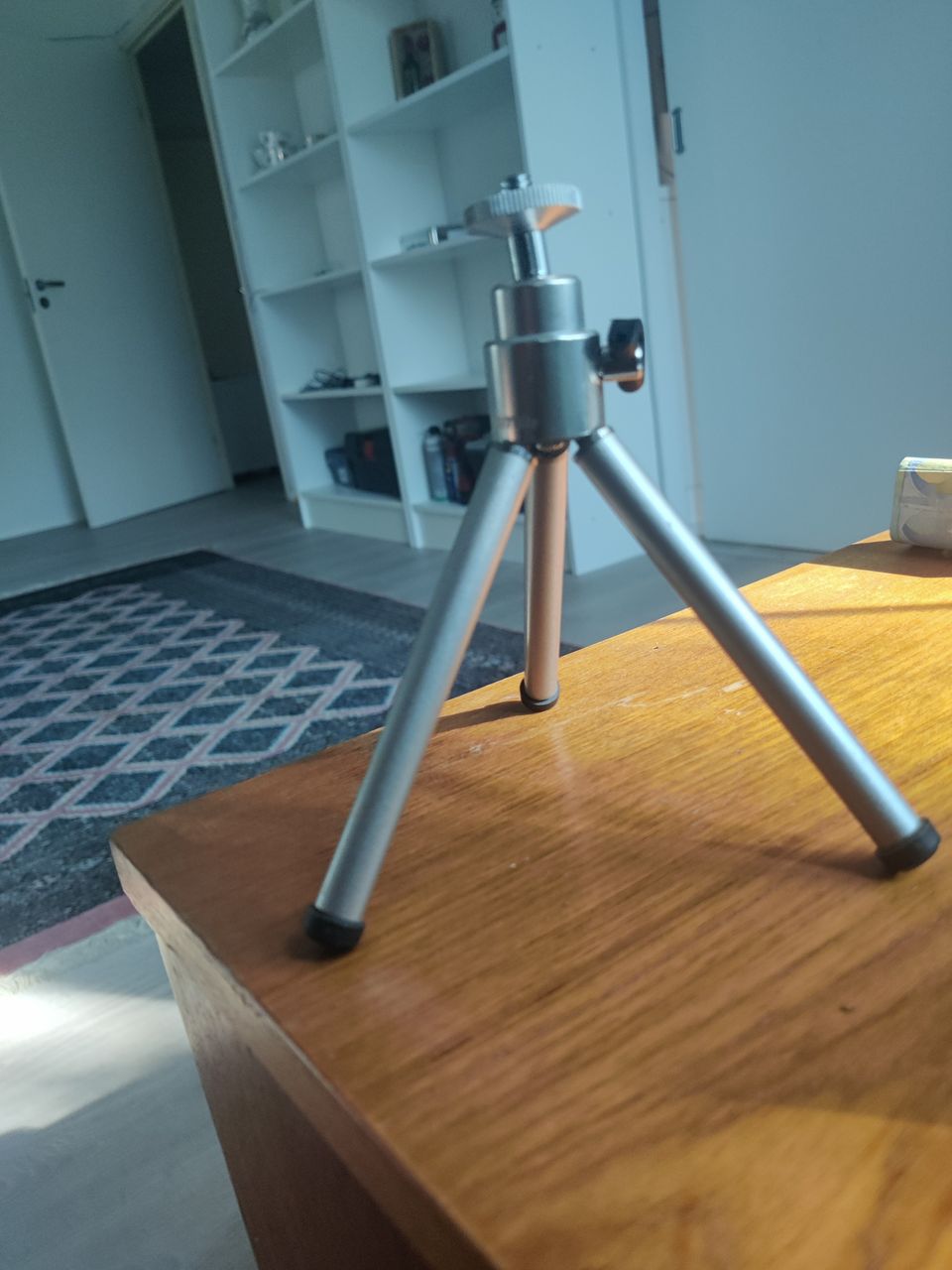 Camera tripod