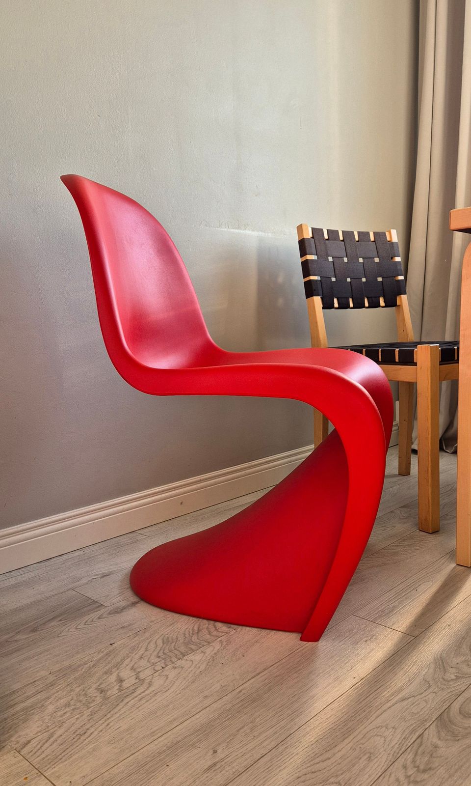 Vitra Panton tuoli, Classic Red