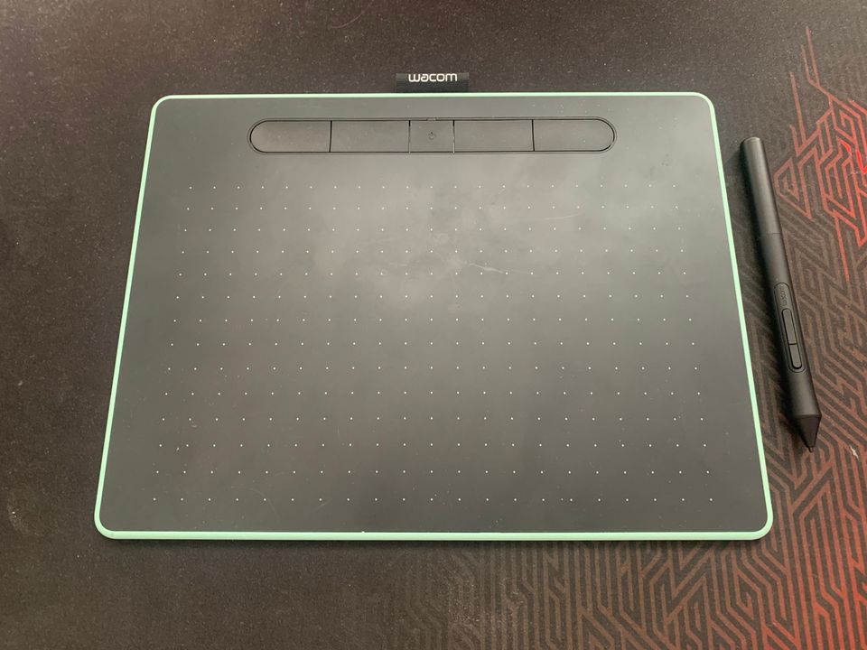 Wacom Intuos piirtopöytä