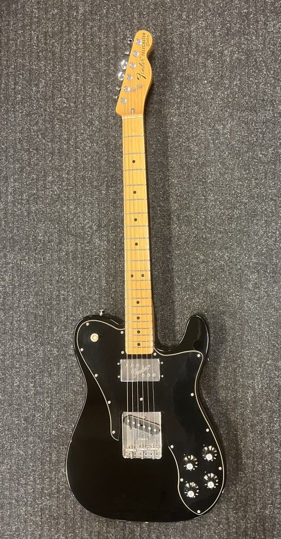 Fender -72 Telecaster Custom