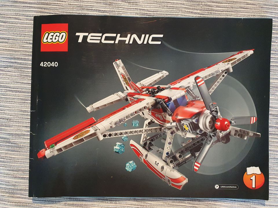 LEGO 42040 Technic palolentokone