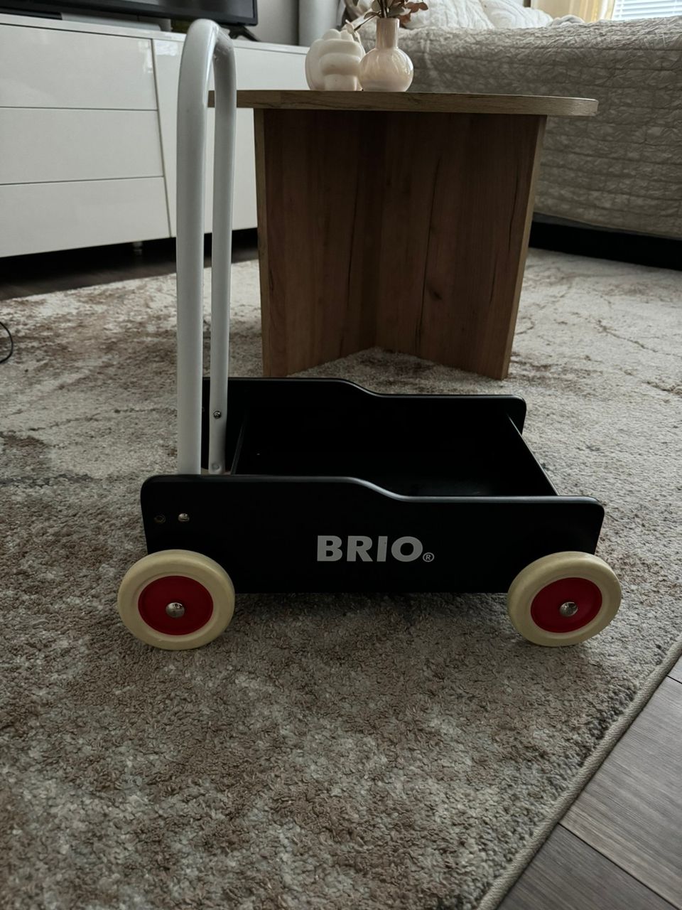 Brio kävelyvaunu