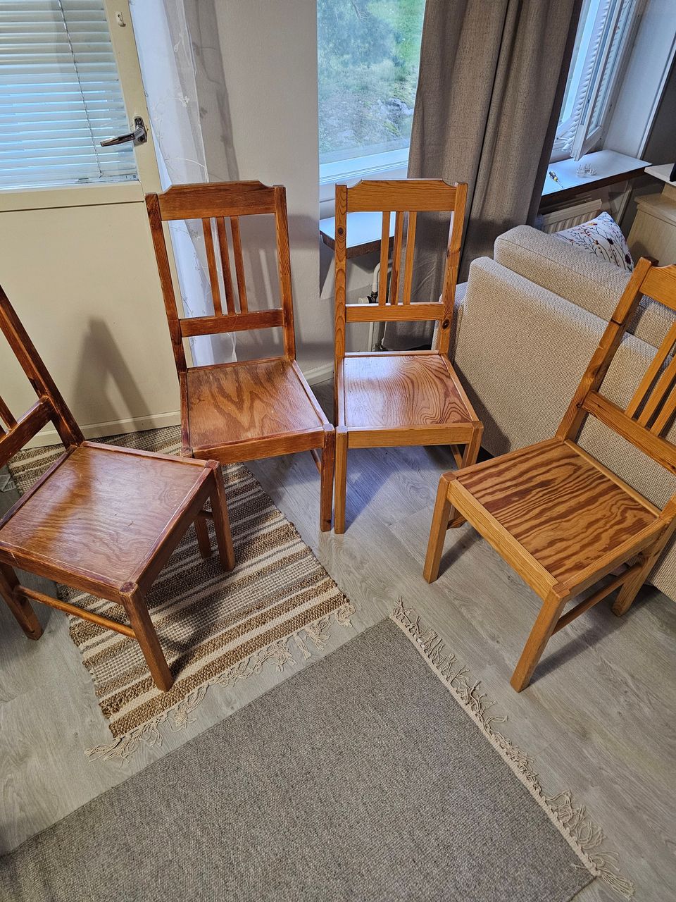 4 dining table chairs for sale in need of space