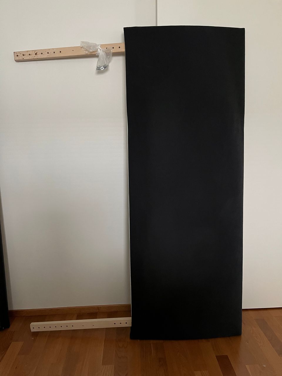 Sängynpääty 160 cm sönkyyn