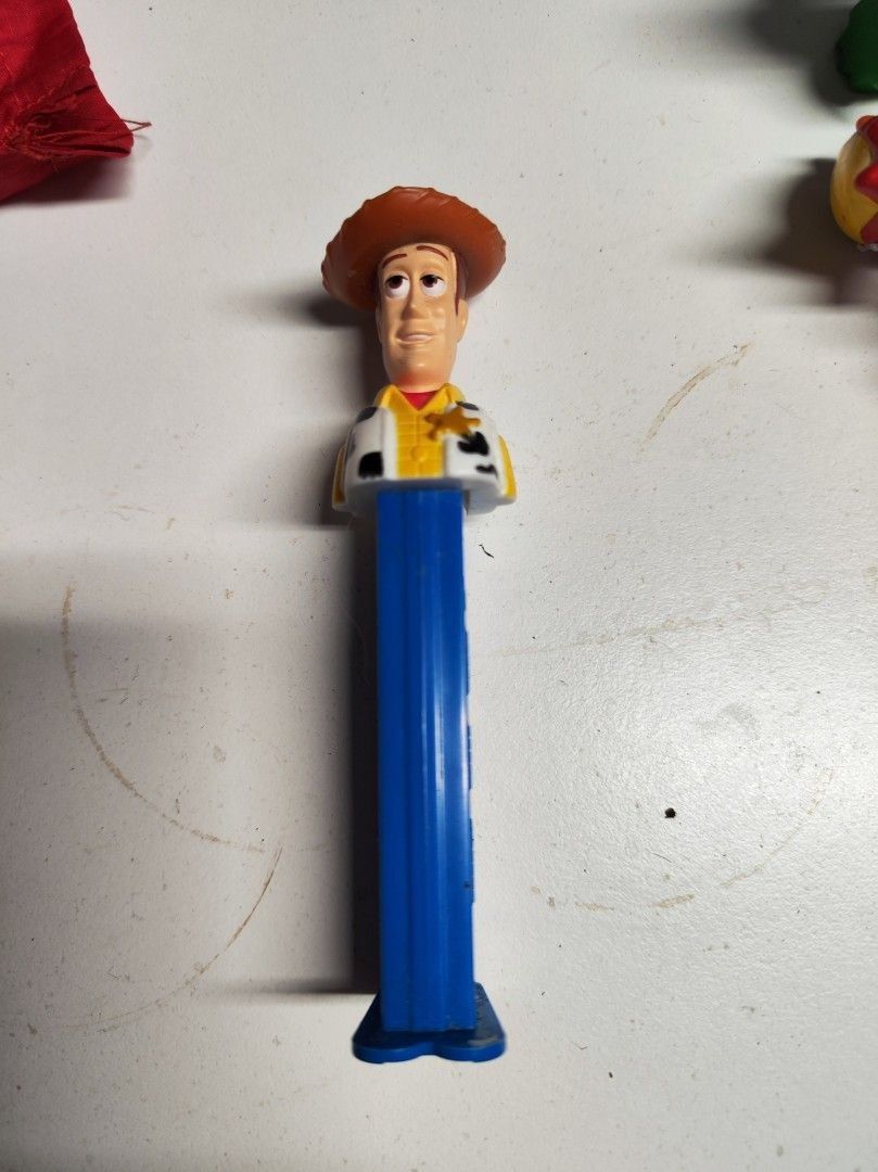 Pez karkkiannostelija, Toy Story Woody