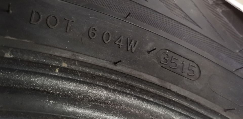 215/75r16  Hakkapeliitta C3 pakettiauto