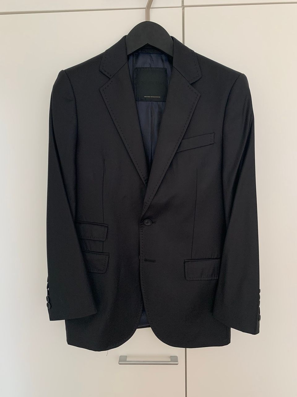 Zara Man Black Tag blazer