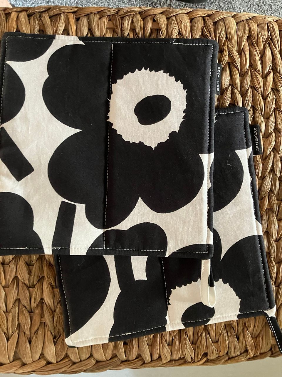 Marimekko pannulappu Pieni Unikko 2 kpl  uudet