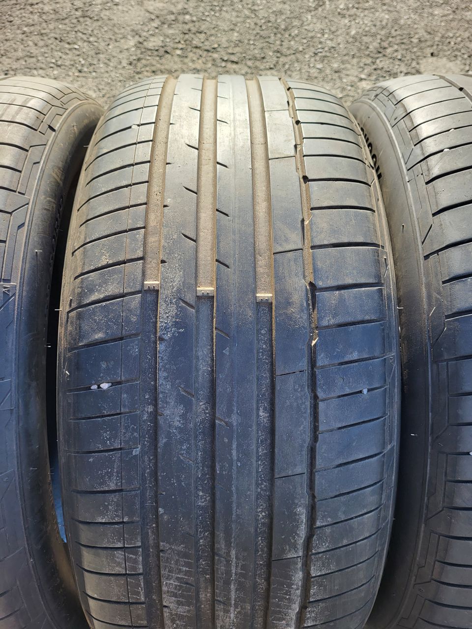 255/50R19 Hankook Ventus S1 EVO3 EV maasturin kesärenkaat 4kpl dot 22/23.