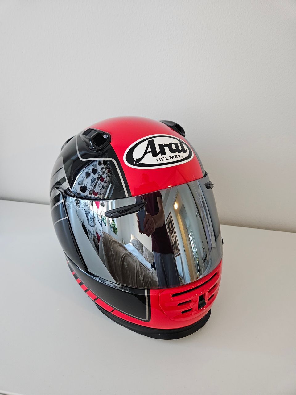 Arai Rebel Street Red kypärä - koko XS