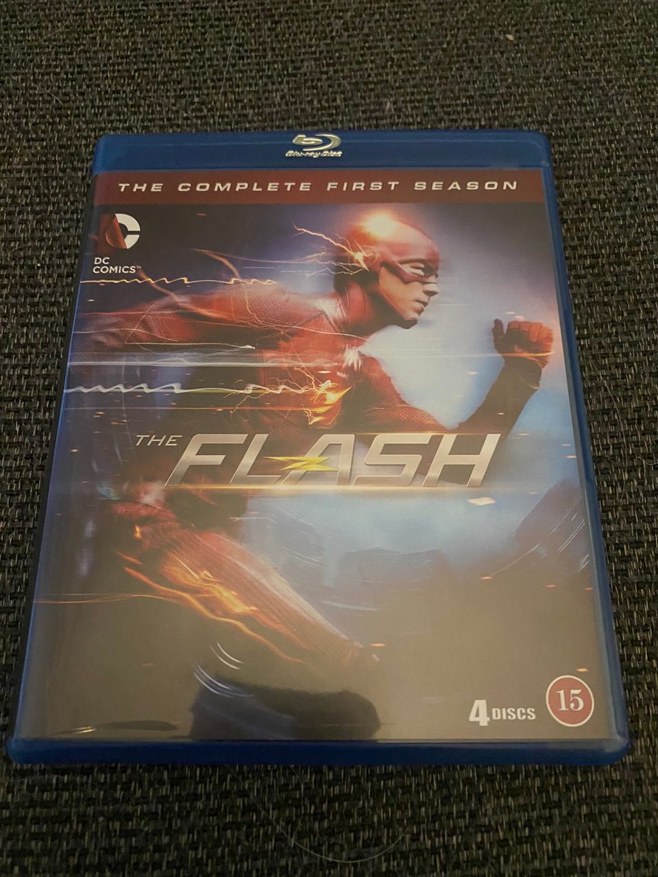 Flash-sarjan ensimmäinen kausi