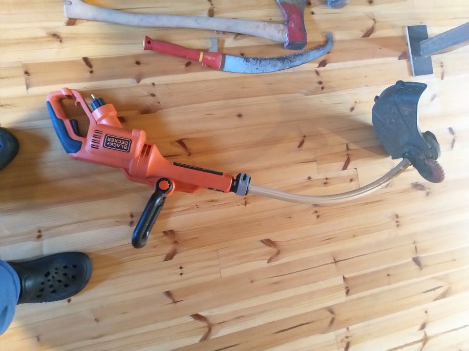 Siimaleikkuri Black & Decker sähkökäyttöinen