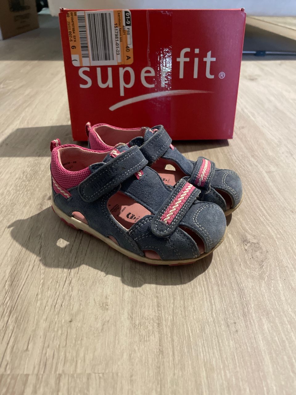 Superfit sandaalit