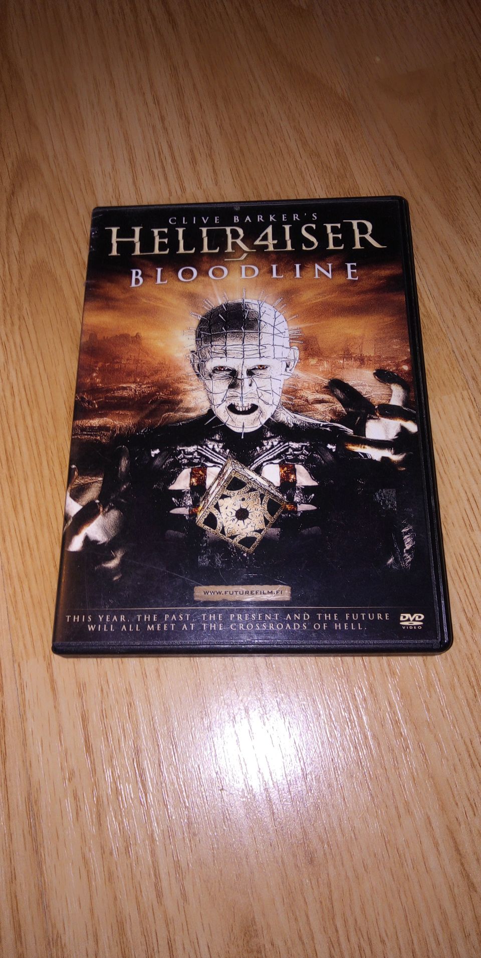 Hellraiser 4- bloodline (suomijulkaisu)