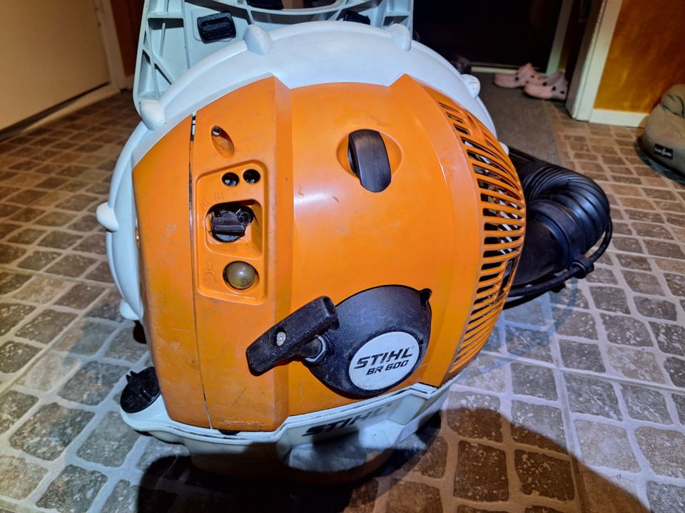 Stihl br600 lehtipuhallin