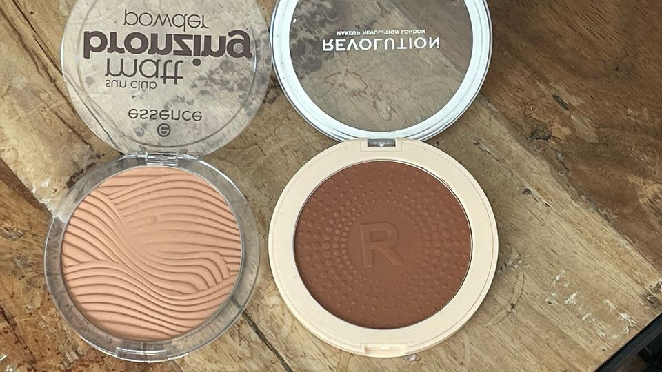 Aurinkopuuterit / Bronzer