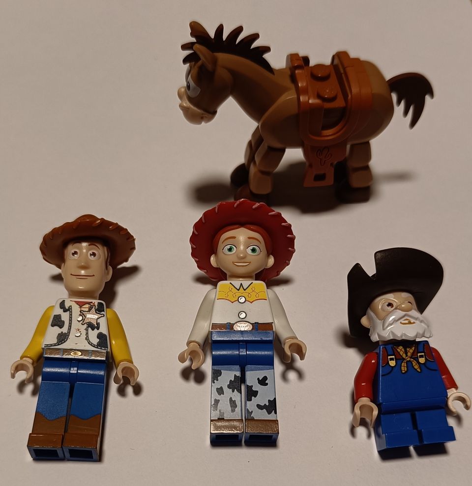 Lego Toy Story figuurit+heppa