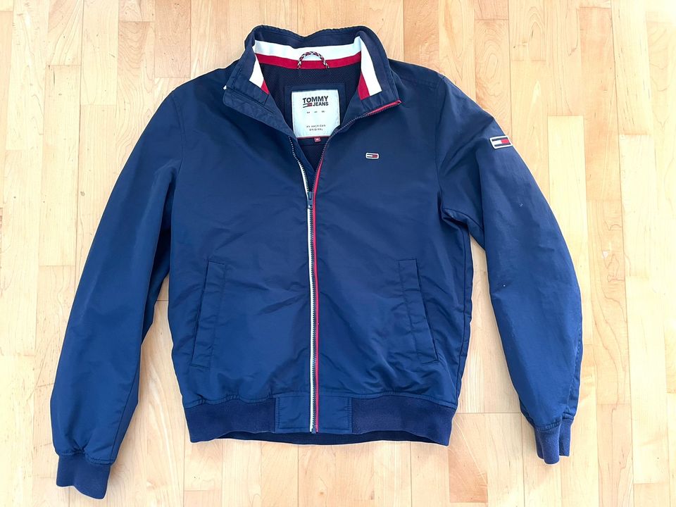 Tommy Jeans syystakki M