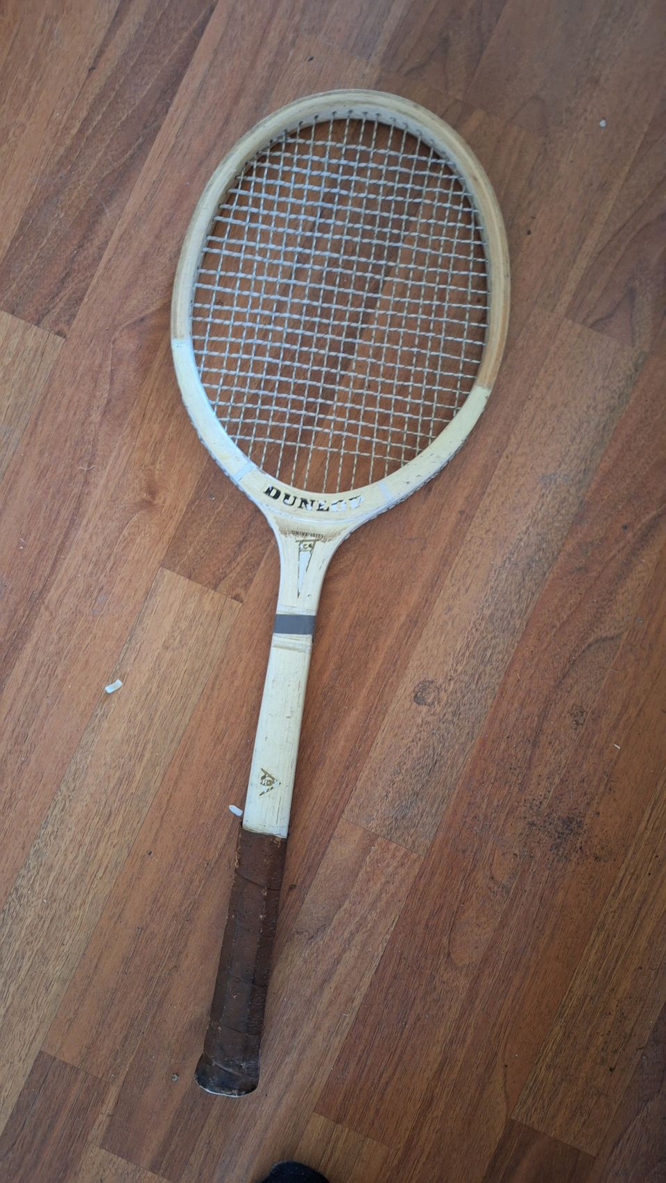 Vintage Dunlop maila.